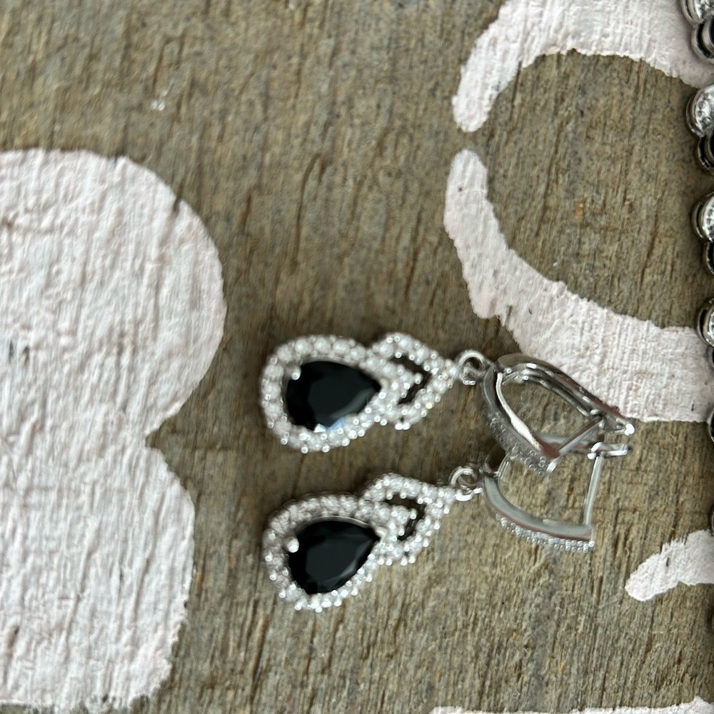 Wedding rhinestone Elegant Black and Silver Jewelry Set - Picture 4 of 8